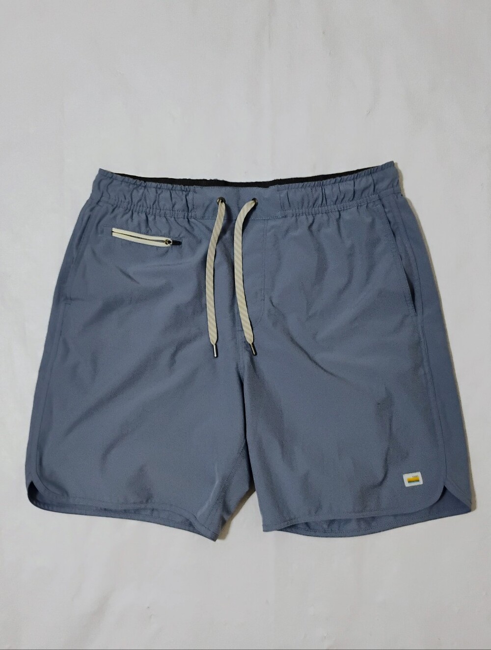 Men's Vuori Banks Shorts Gray Blue Recycled Stretch Athletic Board Shorts Large